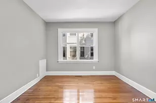 1025 Townsend Ave, New Haven, CT 06512 - Photo 14