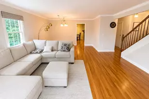 176 Governor Trumbull Way, Trumbull, CT 06611 - Photo 6