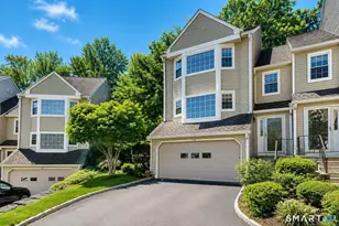 176 Governor Trumbull Way, Trumbull, CT 06611 - Photo 2