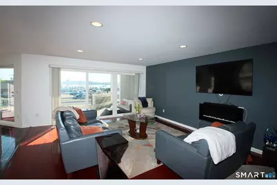 14 Harbour Close, New Haven, CT 06519 - Photo 8