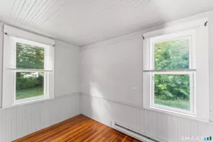33 Evergreen Ave, Hamden, CT 06518 - Photo 16