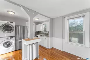 33 Evergreen Ave, Hamden, CT 06518 - Photo 8