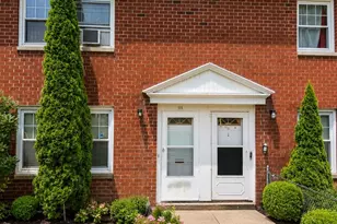 111 Stone Bridge Rd, Bridgeport, CT 06606 - Photo 1