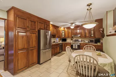 80 Fieldstone Road, Waterbury, CT 06704 - Photo 6