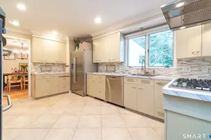 47 Windsor Rd, North Haven, CT 06473 - Photo 16