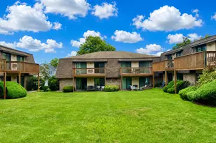 180 Colonial Rd, Stamford, CT 06906 - Photo 1
