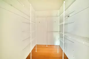 180 Colonial Rd, Stamford, CT 06906 - Photo 18