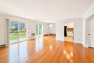 180 Colonial Rd, Stamford, CT 06906 - Photo 6