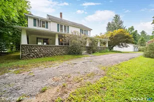 54 Beacon Manor Rd, Naugatuck, CT 06770 - Photo 2