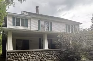 54 Beacon Manor Rd, Naugatuck, CT 06770 - Photo 2