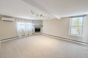311 Racebrook Rd, Orange, CT 06477 - Photo 8