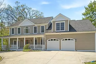 154 North St, Milford, CT 06460 - Photo 2