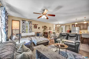 524 Christopher Way, Killingly, CT 06241 - Photo 4