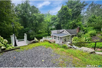 74 Great Quarter Road, Newtown, CT 06482 - Photo 2