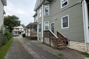 844 Colorado Ave, Bridgeport, CT 06604 - Photo 2