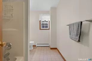 463 Burton Rd, Beacon Falls, CT 06403 - Photo 12
