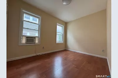 752 Boston Avenue #2fl, Bridgeport, CT 06610 - Photo 6