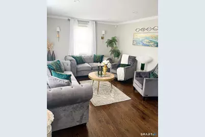 236 Goldenrod Avenue, Bridgeport, CT 06606 - Photo 2