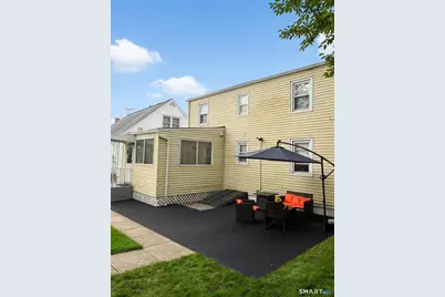 236 Goldenrod Avenue, Bridgeport, CT 06606 - Photo 18
