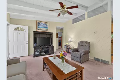 14 Perry Avenue, Waterford, CT 06385 - Photo 12