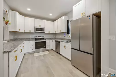 12 Columbus Avenue, Meriden, CT 06451 - Photo 12