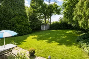 12 Windsor Rd, Hamden, CT 06517 - Photo 4
