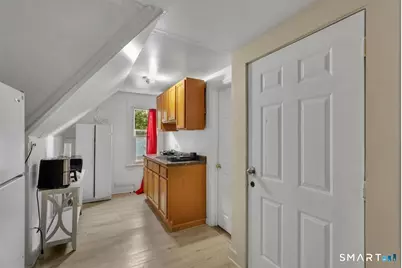 38 Webster Street, Meriden, CT 06450 - Photo 32
