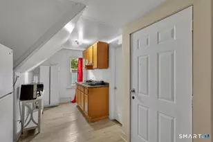 38 Webster St, Meriden, CT 06450 - Photo 32