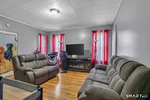 38 Webster St, Meriden, CT 06450 - Photo 4