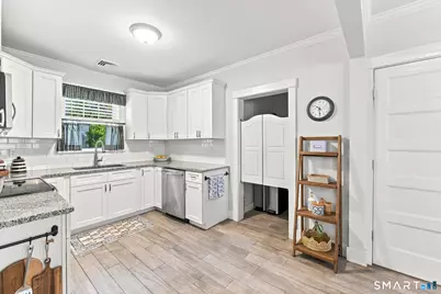 3 South Broad Street, Stonington, CT 06379 - Photo 32