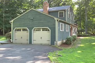 51 Foxwood Rd S, Guilford, CT 06437 - Photo 6