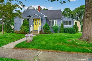 8 Sailors Ln, Milford, CT 06460 - Photo 2