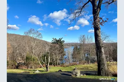 41 Candlewood Drive, New Fairfield, CT 06812 - Photo 2