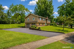 31 Circlewood Dr, Berlin, CT 06037 - Photo 12