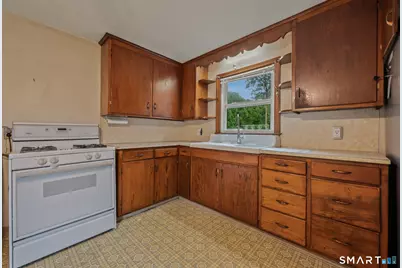 37 Ticonderoga Drive, Torrington, CT 06790 - Photo 4