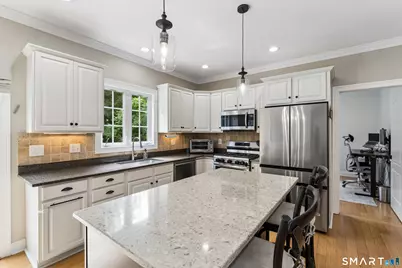 10 Pearl Street, Newtown, CT 06482 - Photo 6