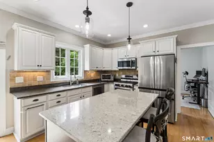 10 Pearl St, Newtown, CT 06482 - Photo 6