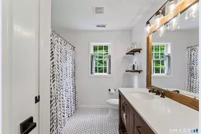 10 Pearl Street, Newtown, CT 06482 - Photo 30
