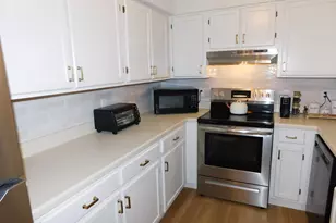 330 Savin Ave, West Haven, CT 06516 - Photo 6
