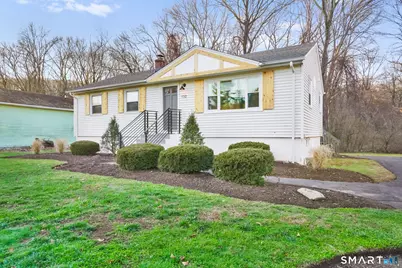 132 Toll House Lane, Fairfield, CT 06825 - Photo 4