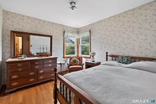 38 Chidsey Ave, East Haven, CT 06512 - Photo 16