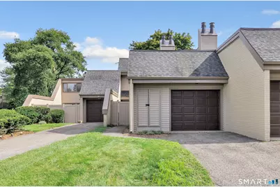 85 Viscount Drive #8B, Milford, CT 06460 - Photo 2