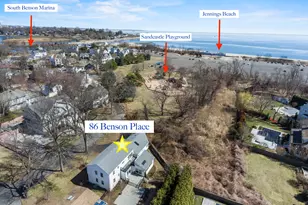 86 Benson Pl, Fairfield, CT 06824 - Photo 2