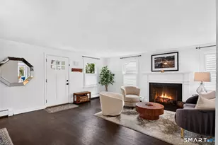 86 Benson Pl, Fairfield, CT 06824 - Photo 6
