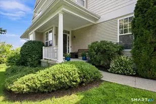 35 Maura Ln, Danbury, CT 06810 - Photo 1