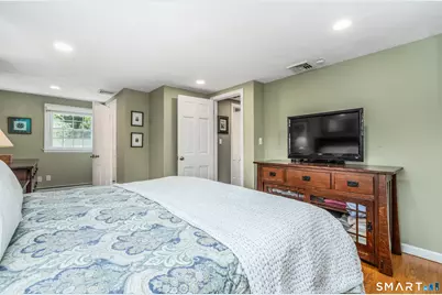 342 Mountain Road, West Hartford, CT 06107 - Photo 20