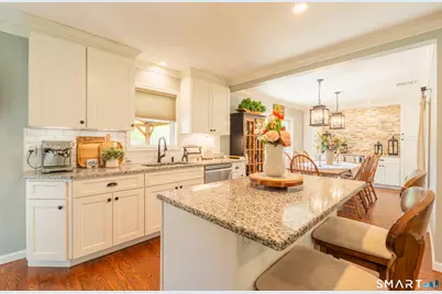 94 Highland Avenue, Wallingford, CT 06492 - Photo 8
