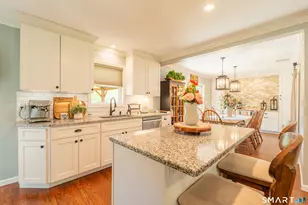 94 Highland Ave, Wallingford, CT 06492 - Photo 8