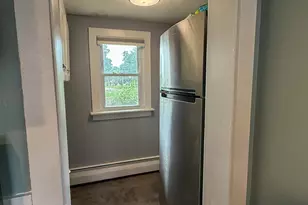 182 N Elm St, Manchester, CT 06042 - Photo 4