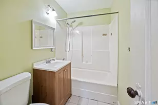 202 Moran St, Waterbury, CT 06704 - Photo 12
